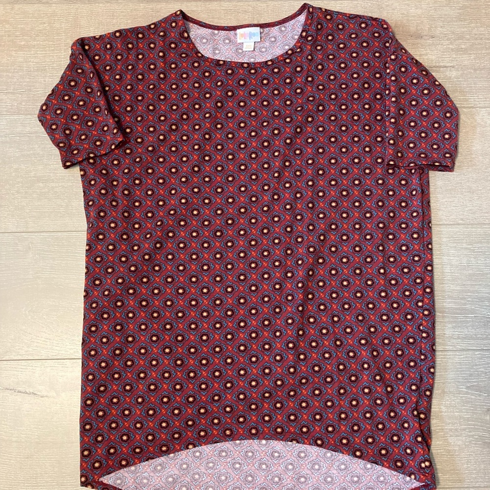 Lularoe top